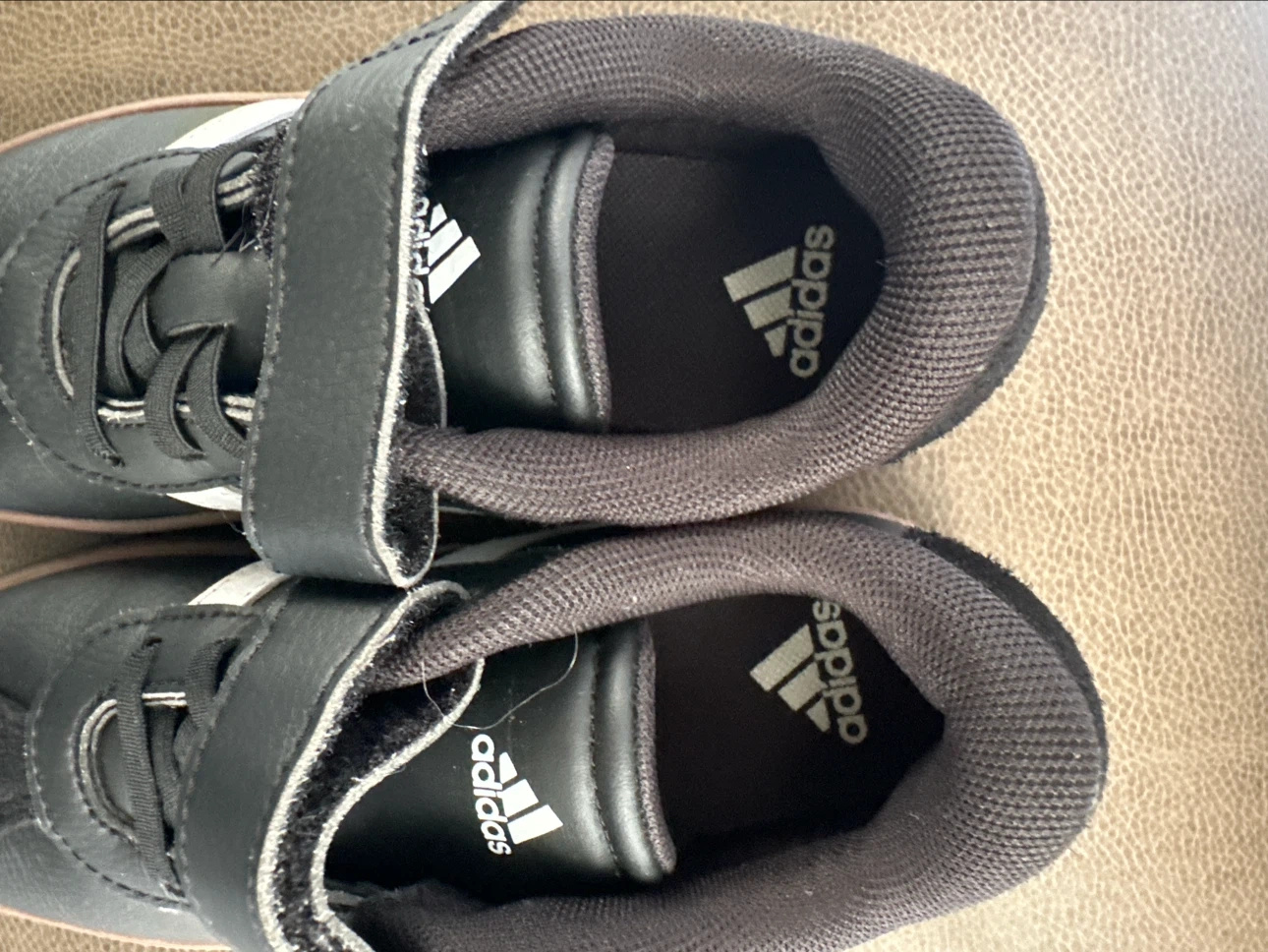 Adidas Kids Sneakers Size 12.5K - photo 2