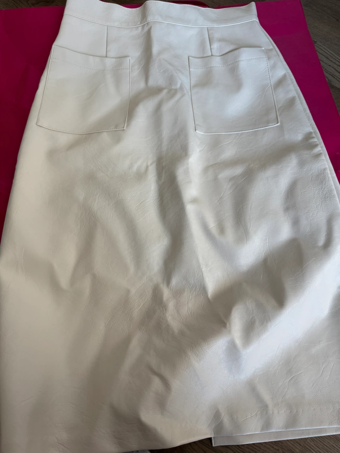 Designer’s White Leather Skirt - photo 3