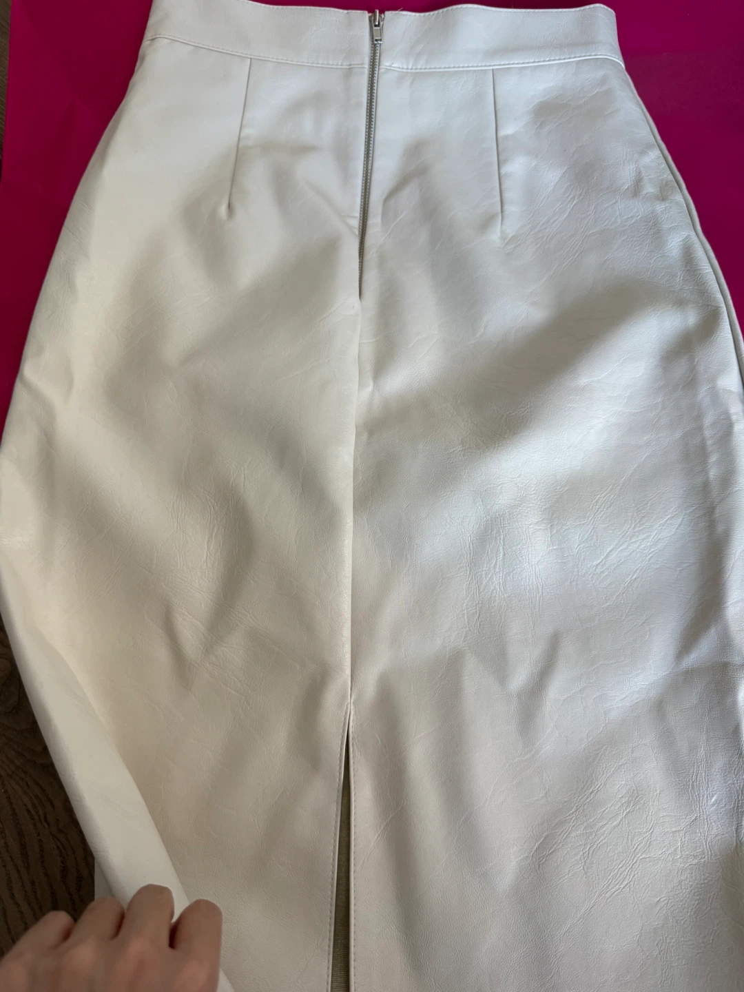 Designer’s White Leather Skirt - photo 4