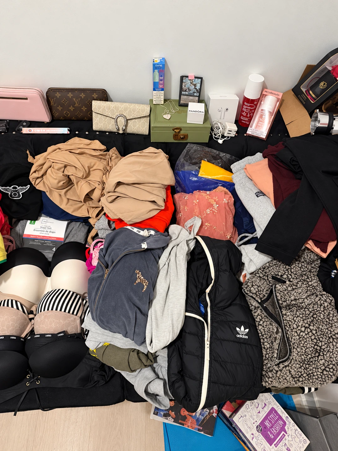 SALE Assorted items and accessories - photo 2