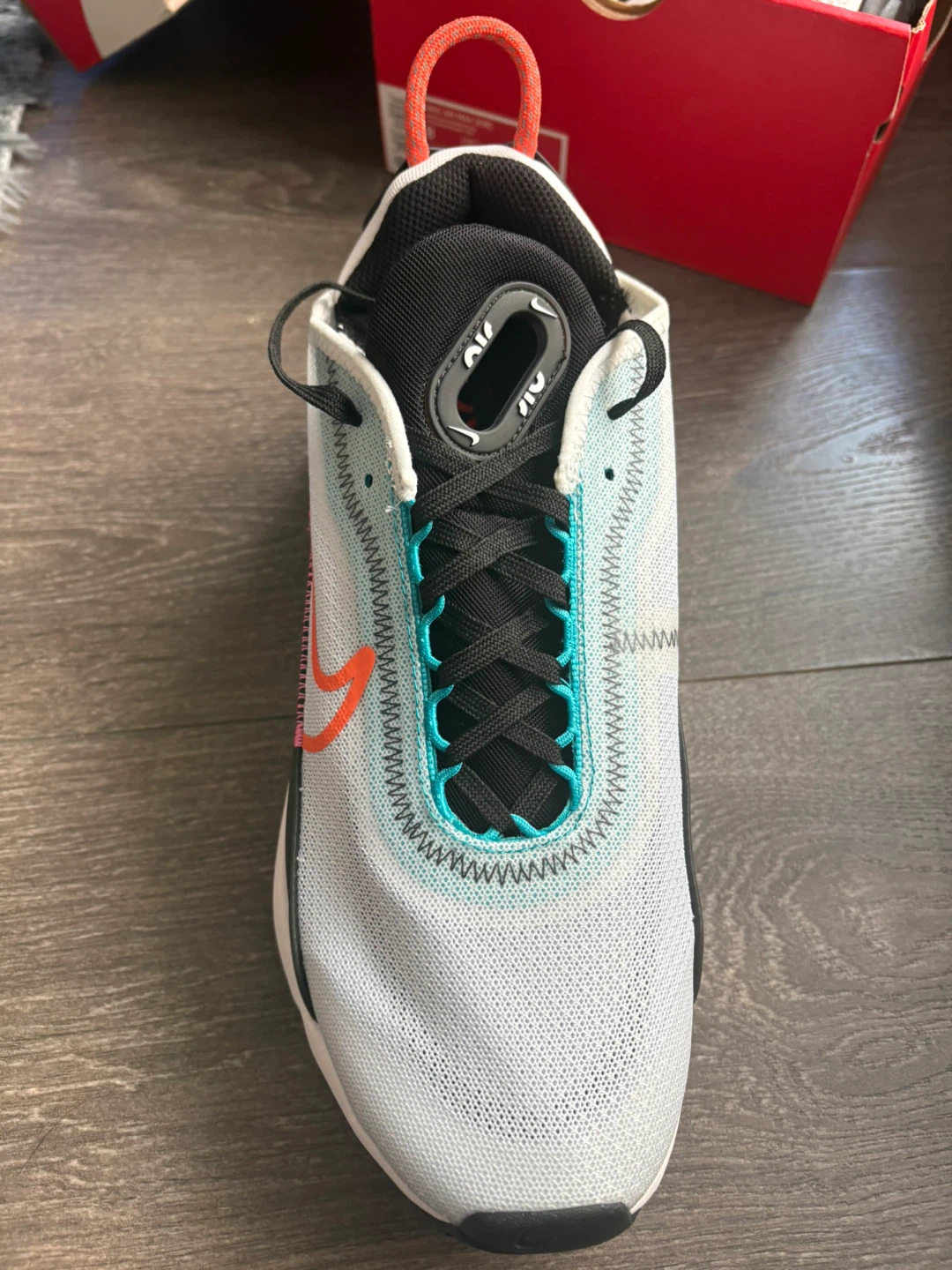 Nike Air Max 2090 Sneakers- New in box- RARE - photo 5