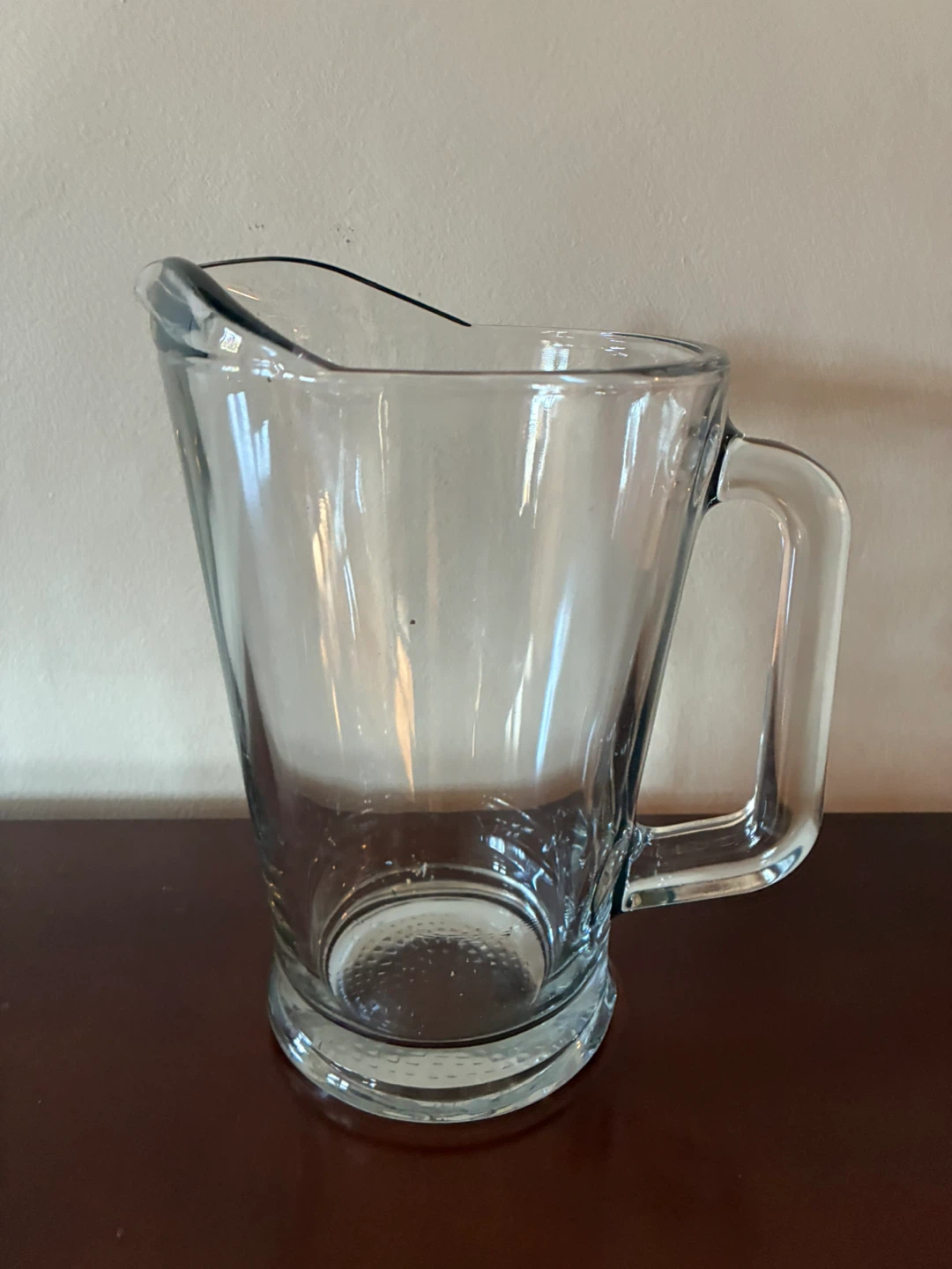 Sleek Glass Pitcher – Water, Lemonade, Sangria – Retro Style