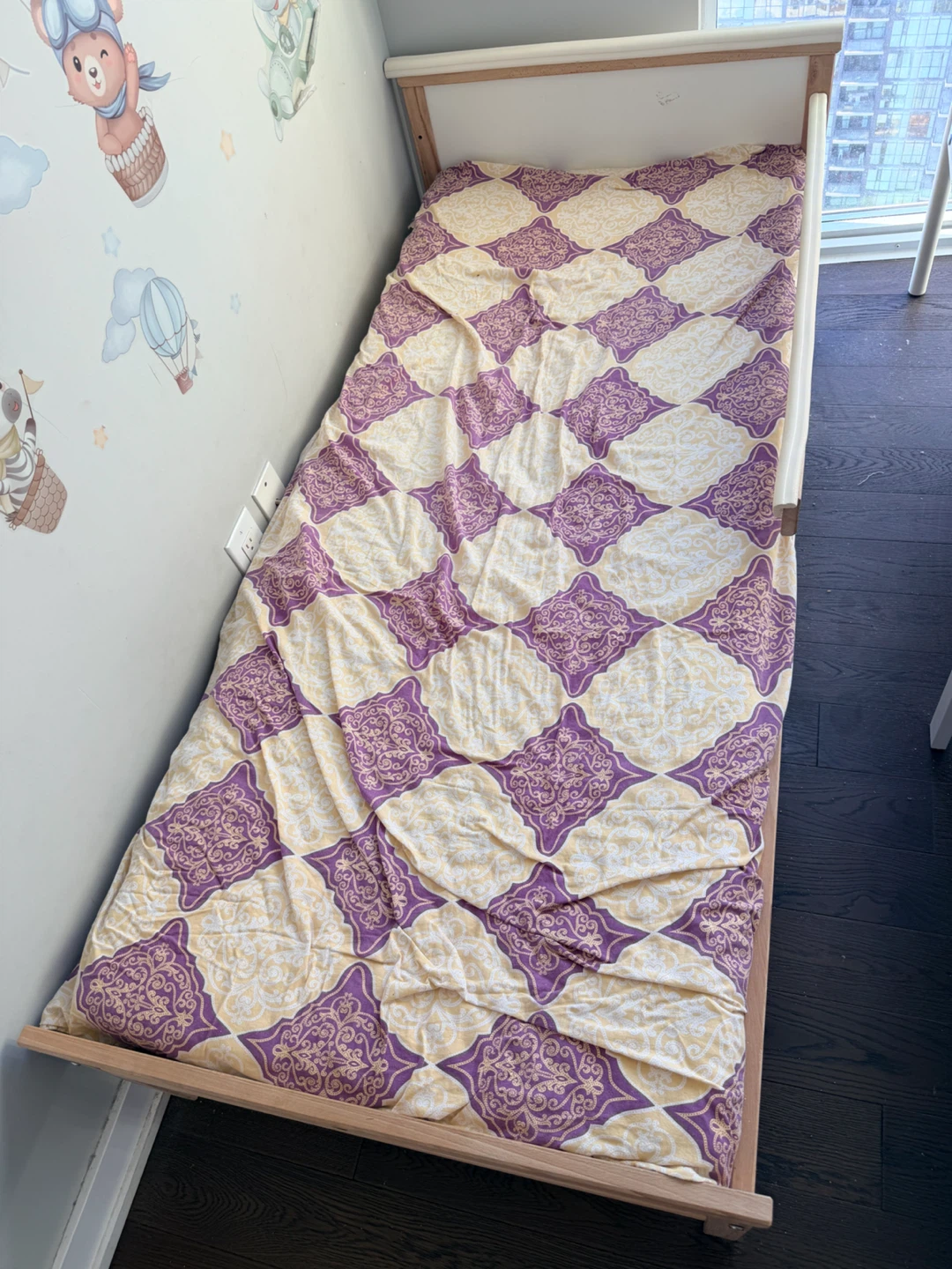 Single Bed Frame with Mattress