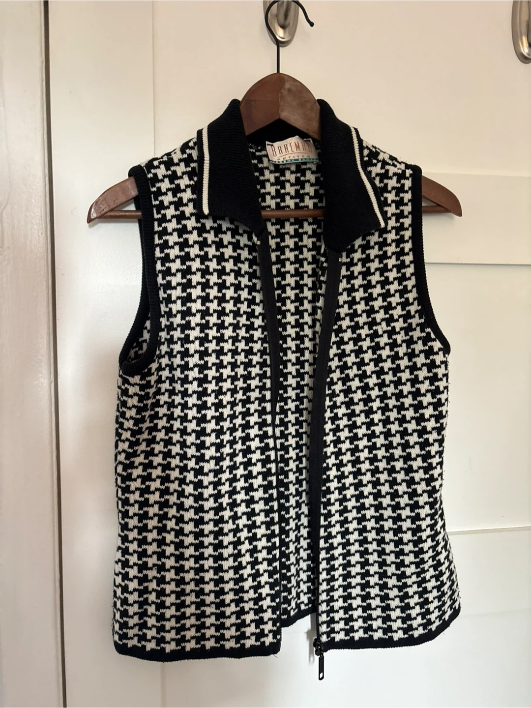 Petites Houndstooth Knit Vest