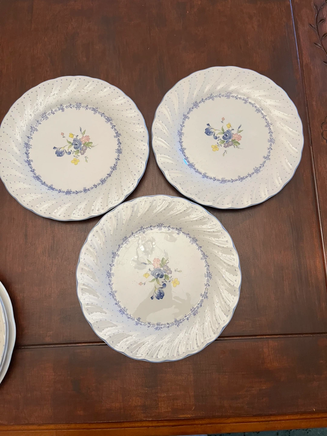 Vintage Set of 6 Mixed Floral Pattern Dinner Plates - photo 3