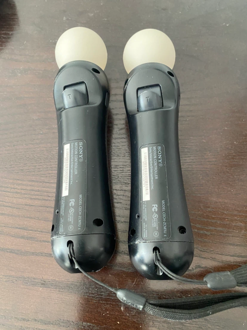 Pair of Sony PlayStation Move Motion Controllers take both 15. - photo 2