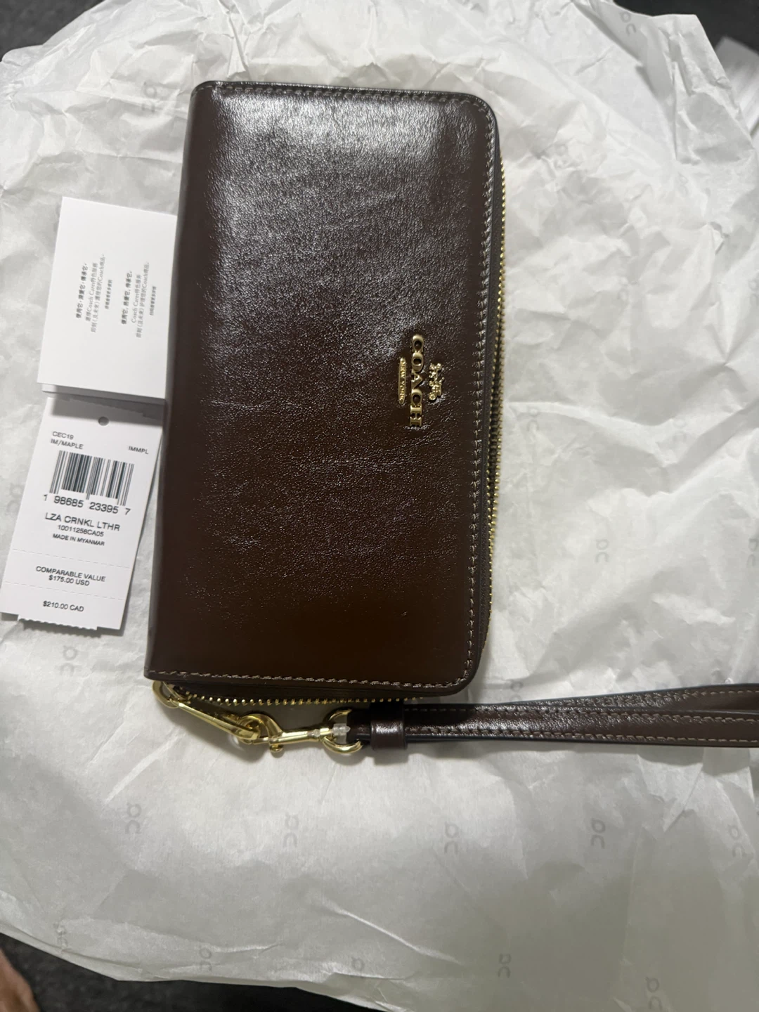 Coach Crinkled Leather Zip Wristlet Maple Authntic