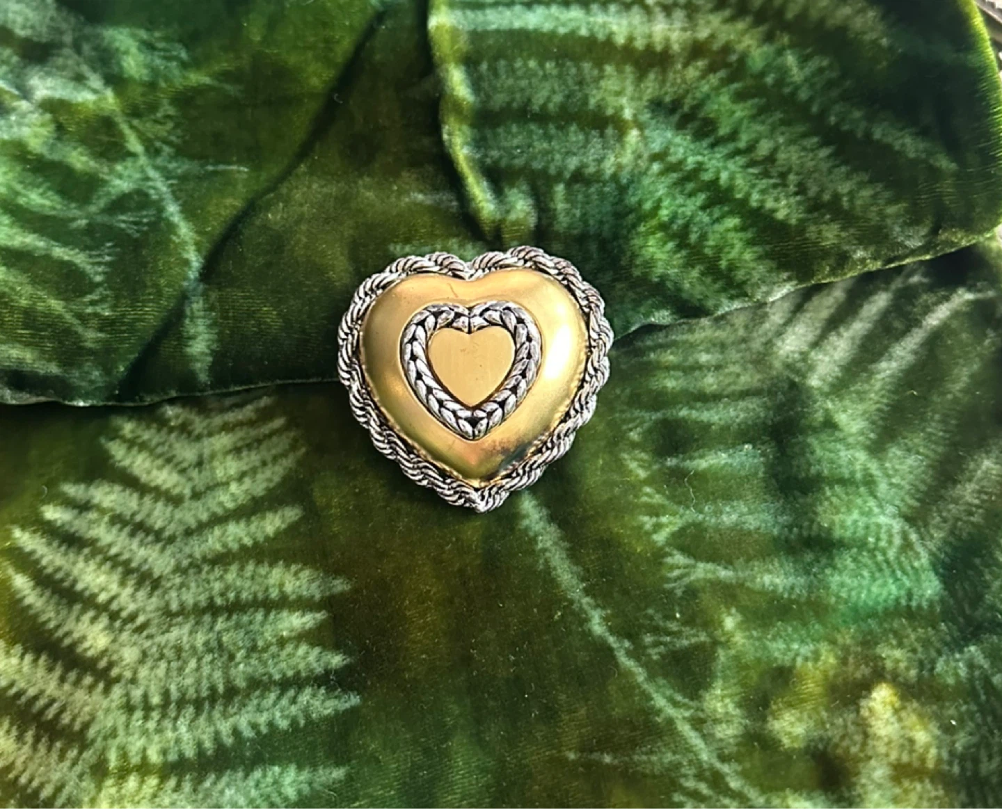 Vintage SUNG Heart Brooch