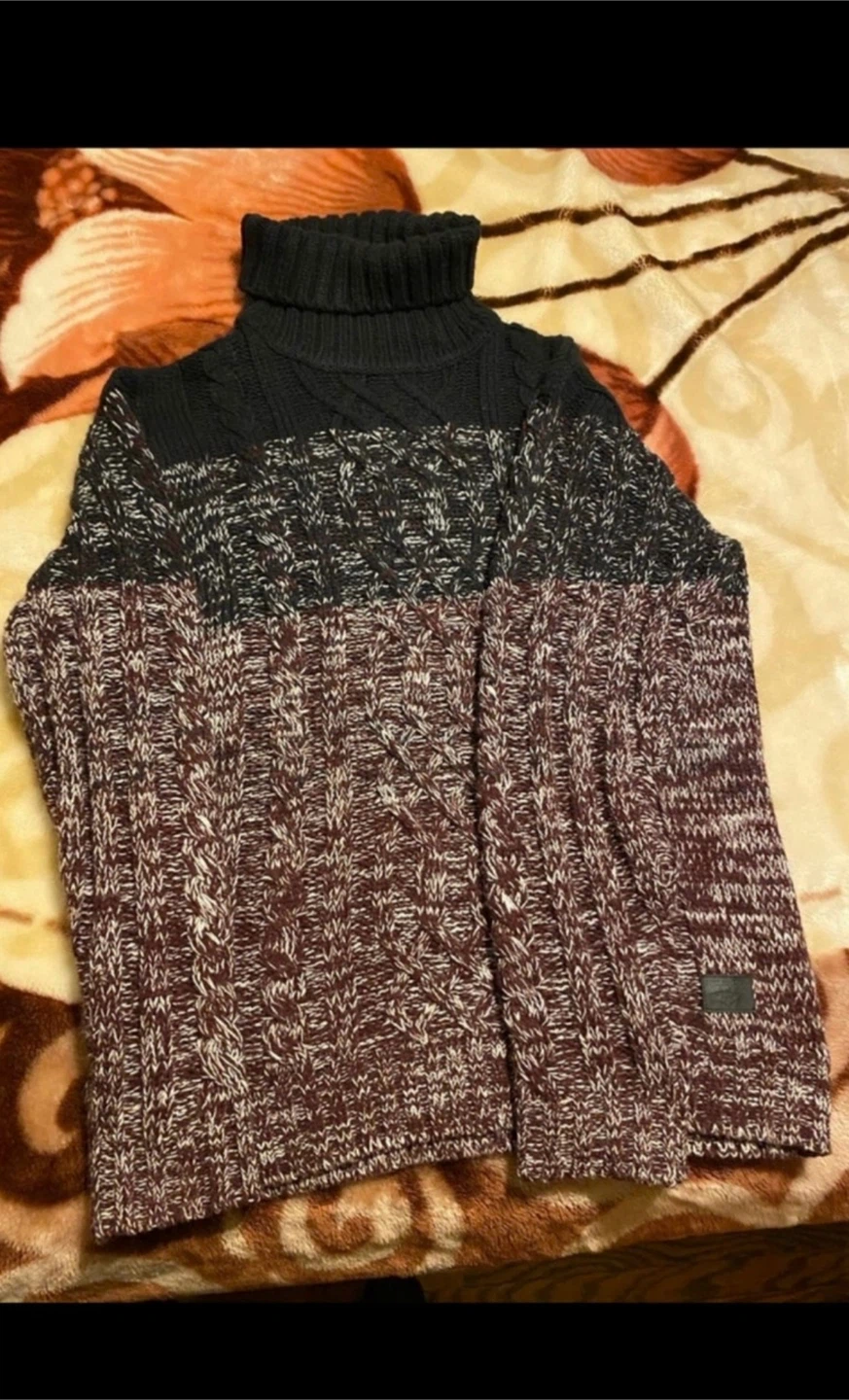 PROJEK TURTLENECK MEN SWEATER