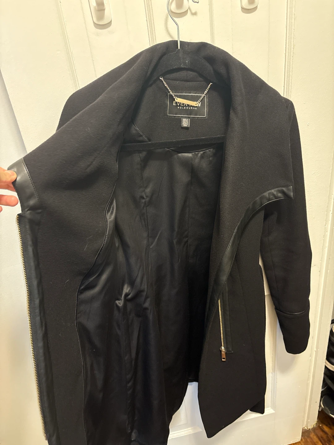 EVERNEW Melbourne black wool coat moving out sale - photo 2