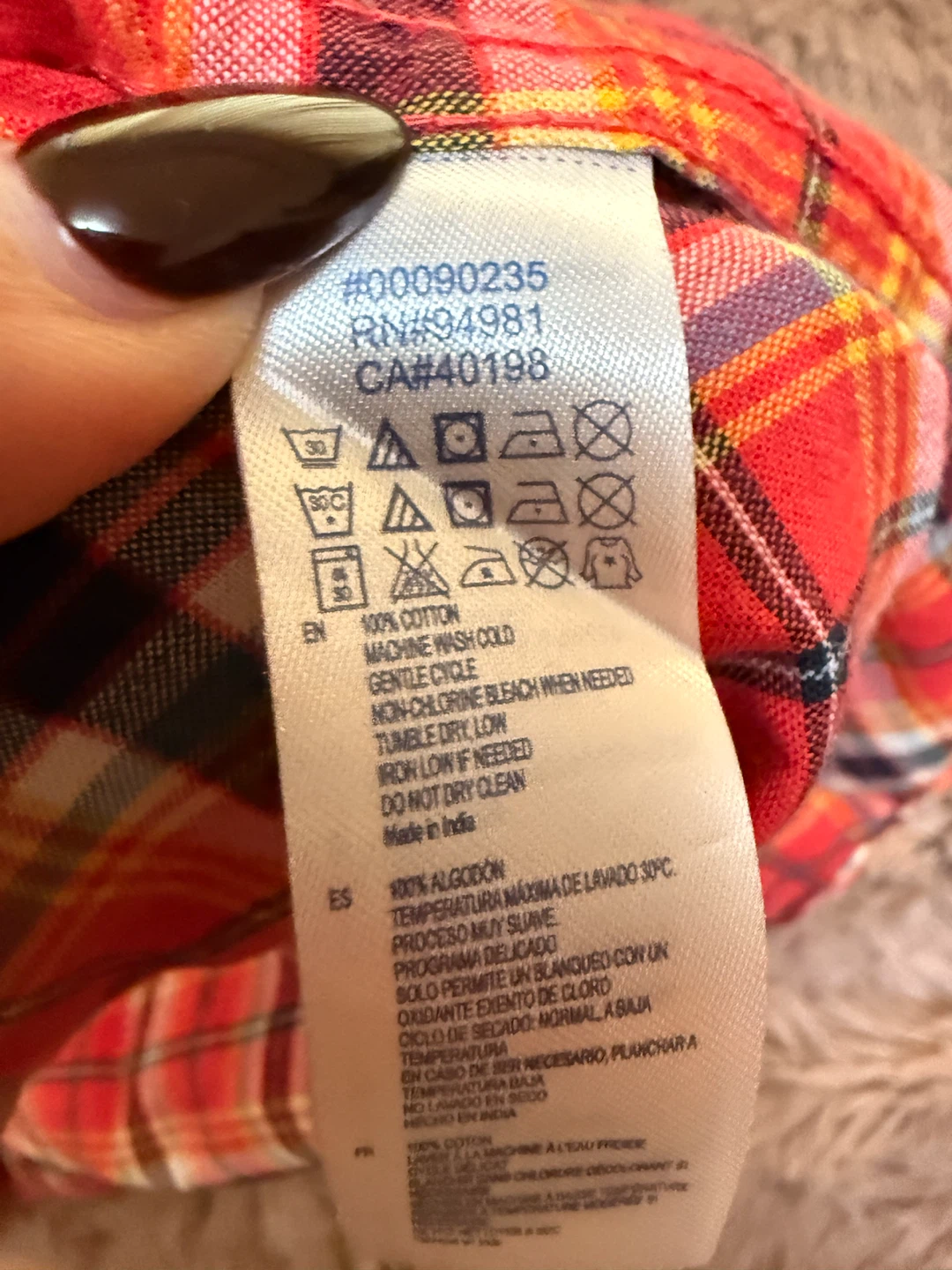 Plaid Button-Up Shirt S - photo 4