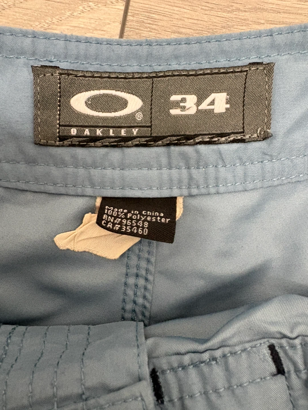 Oakley Board Shorts - Size 34 - photo 3
