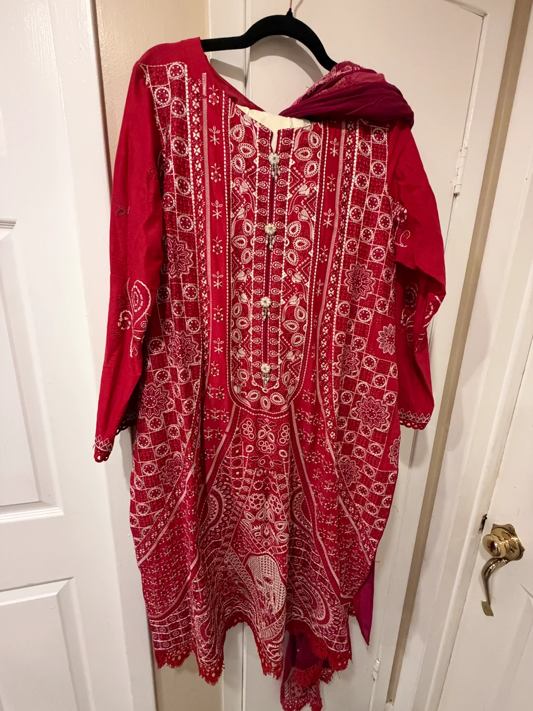 Mahira Khan inso 3pc Pakistani Shalwar kameez - photo 3
