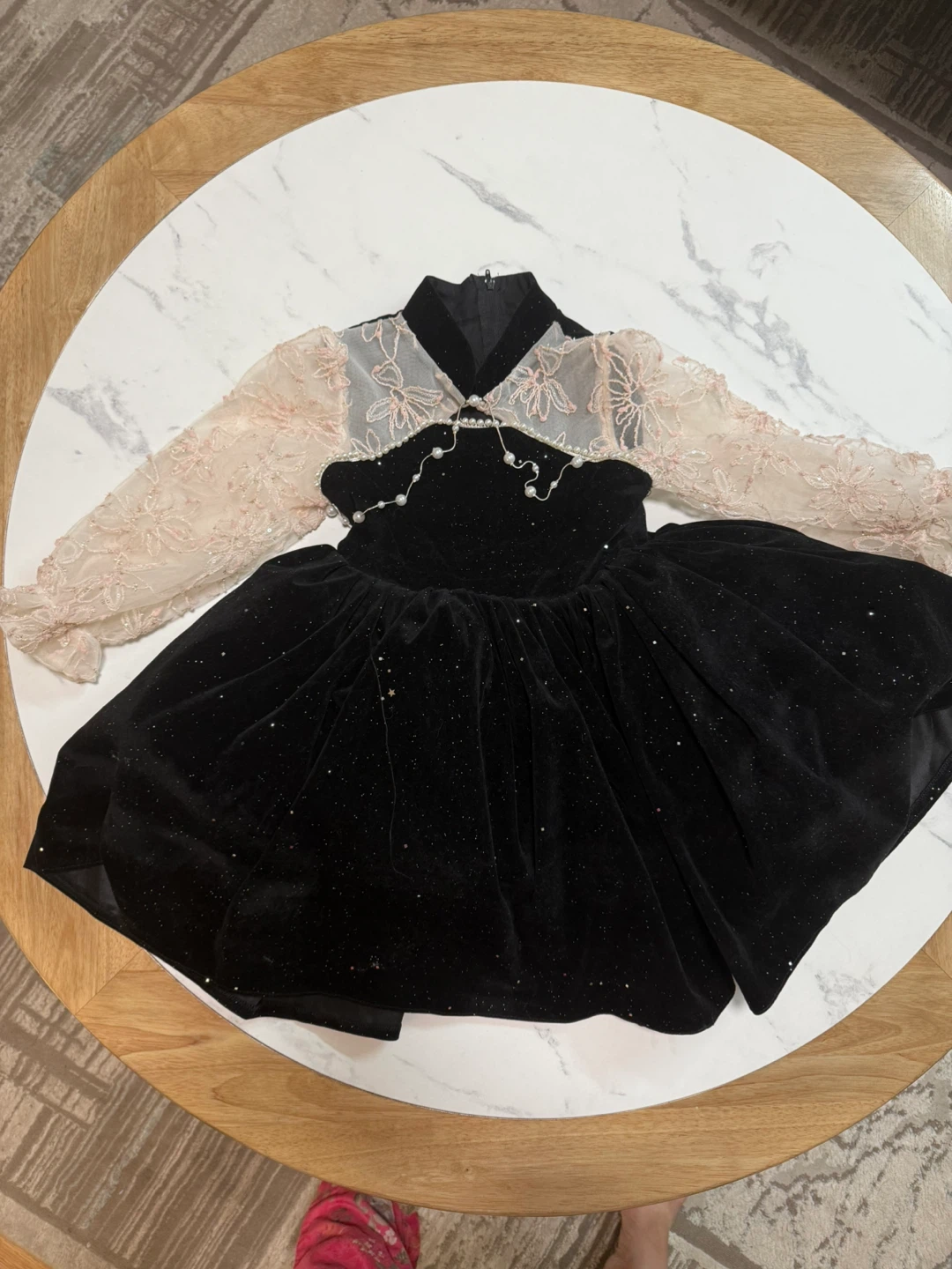Black velvet girls party dress with lace sleeves - photo 5