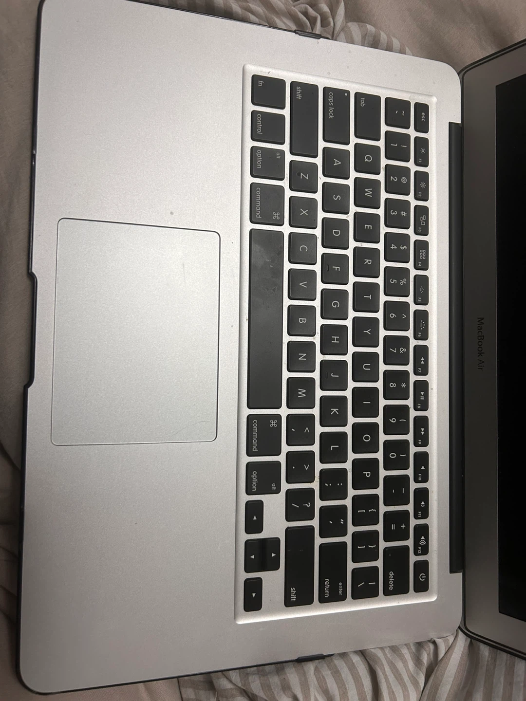 Apple MacBook Air silver laptop - photo 2