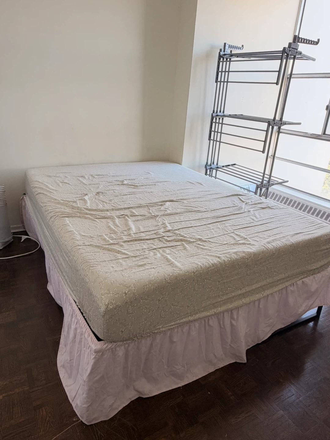 Metal platform bed frame, black (no headboard) with Mattress