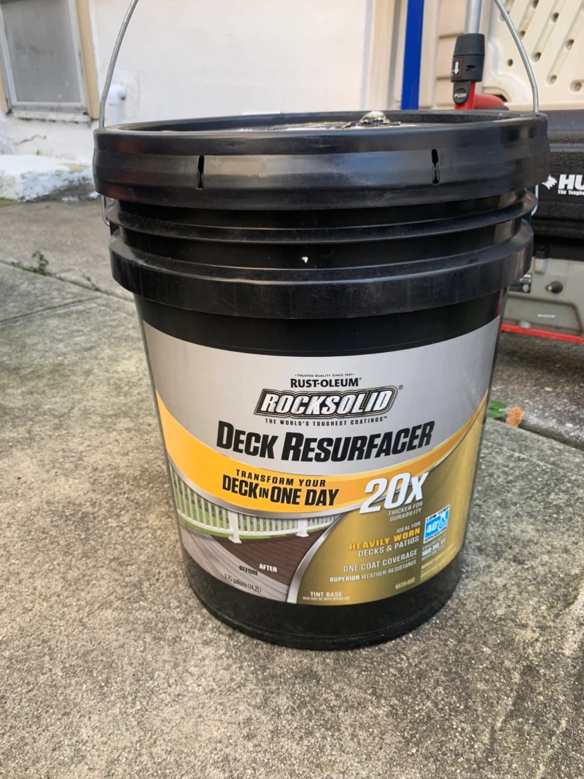 Rust-Oleum RockSolid Deck Resurfacer 4 gal (tint base) - photo 3