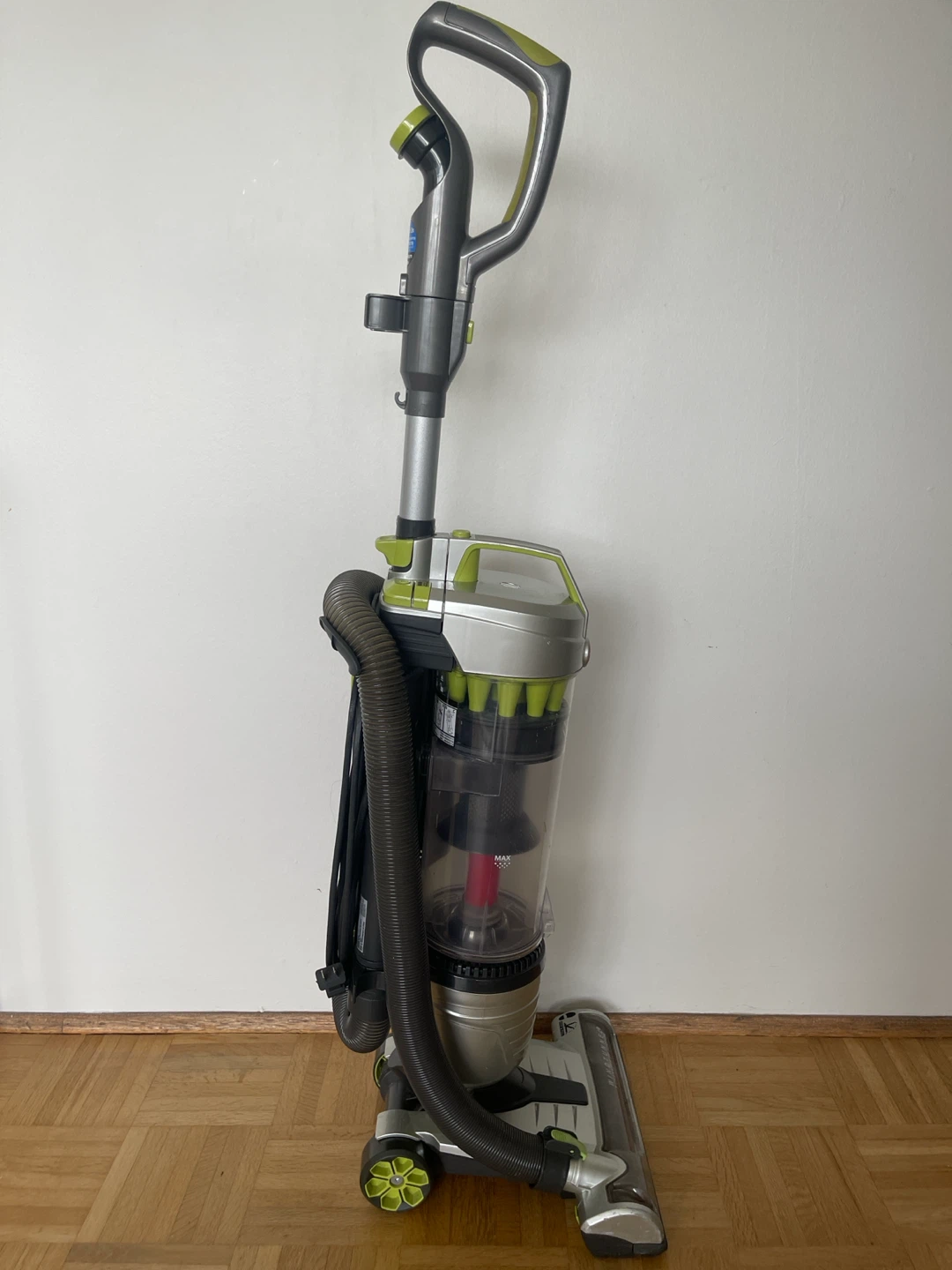 Vacuum - photo 3