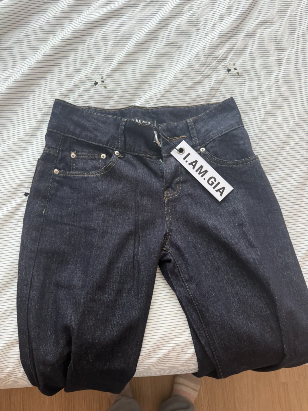 I AM GIA MOXIE JEAN NWT