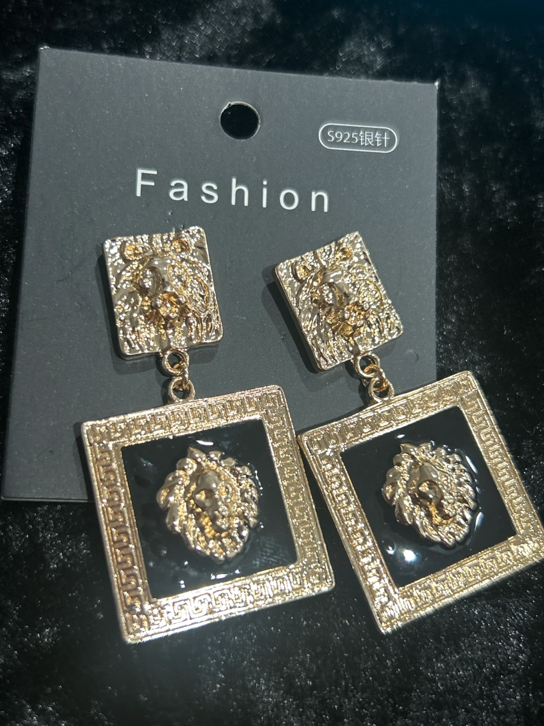 Lion Head Square Drop Earrings