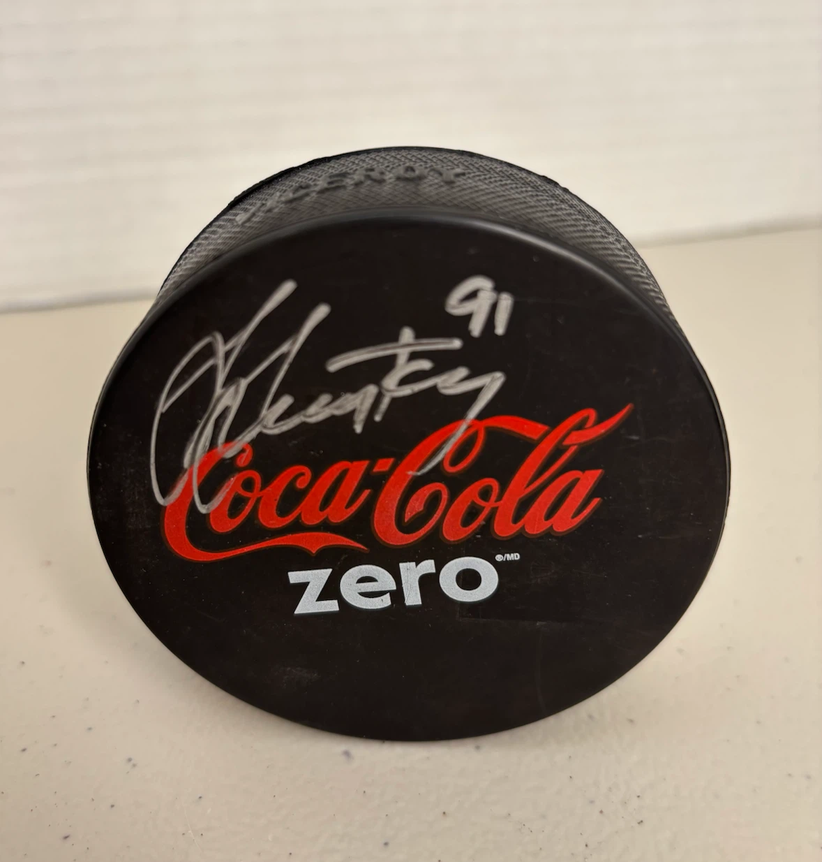Coca-Cola Zero hockey puck signed by Steven Stamkos - photo 2