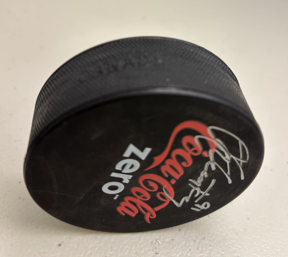 Coca-Cola Zero hockey puck signed by Steven Stamkos - photo 4