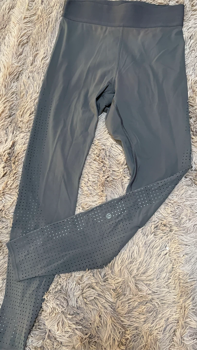 Lululemon Women's Athletic Leggings - photo 2