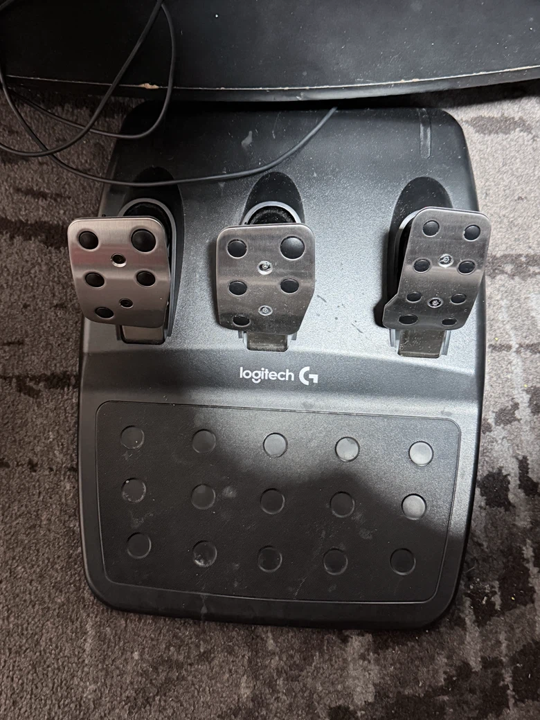 Logitech Racing Wheel and Pedals - photo 3