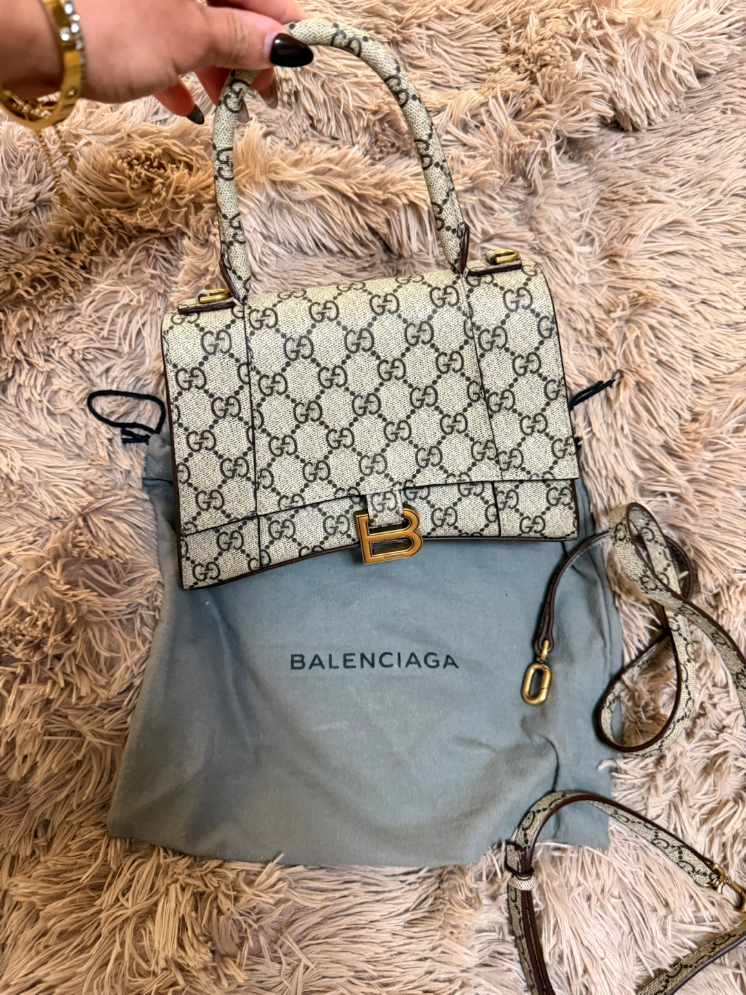 Hourglass Bag