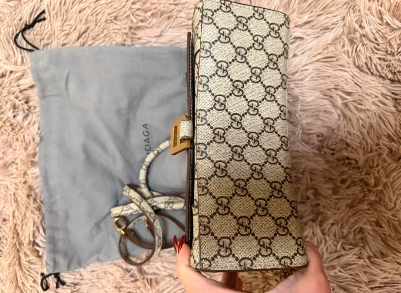 Hourglass Bag - photo 4