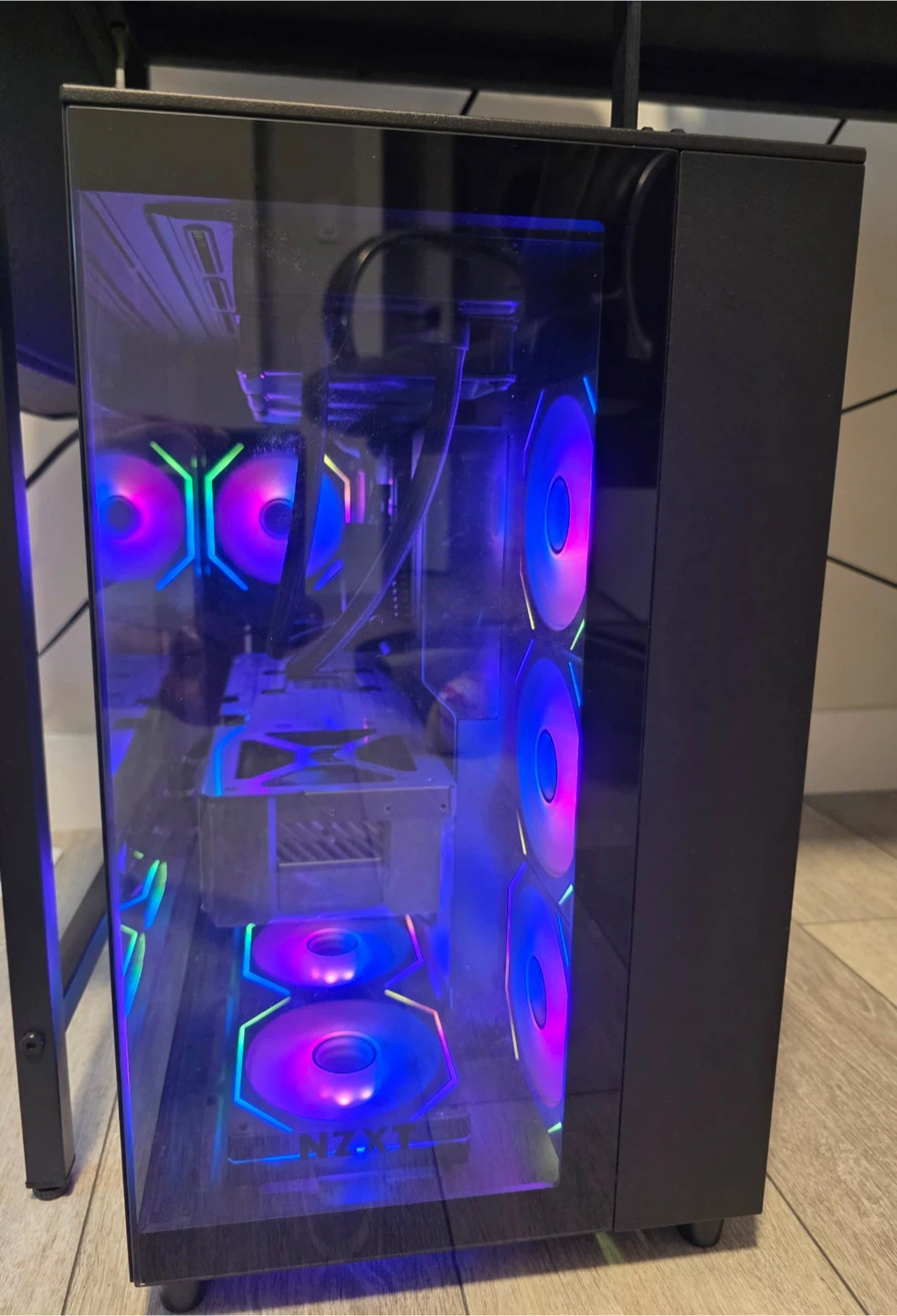 RTX 5090 32GB Gaming PC + Alienware 32” 4K 240Hz OLED Monitor - photo 3