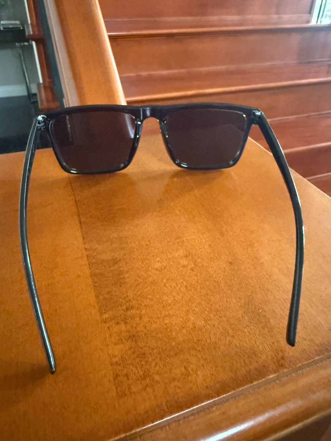 Black Square Frame Sunglasses - New - photo 4