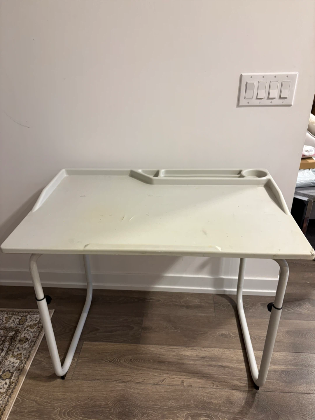 Adjustable White Kids Study Desk - photo 2