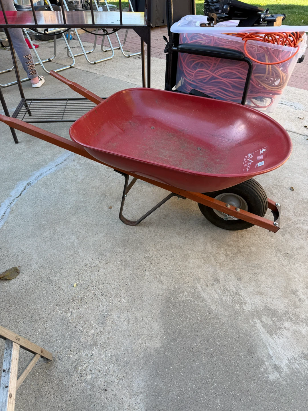 Homeowner's 4 Cubic Foot Wheelbarrow