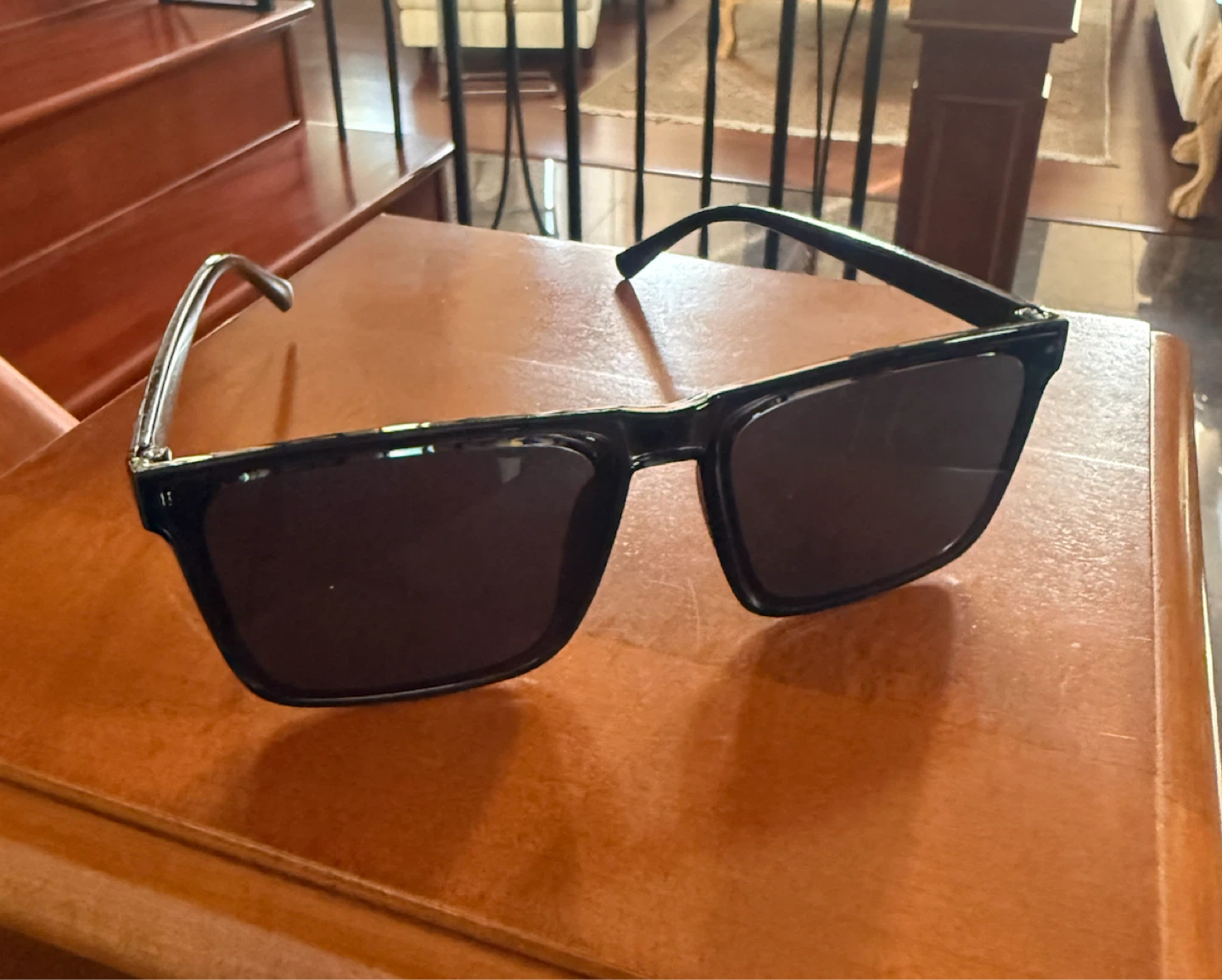Black Square Frame Sunglasses - New