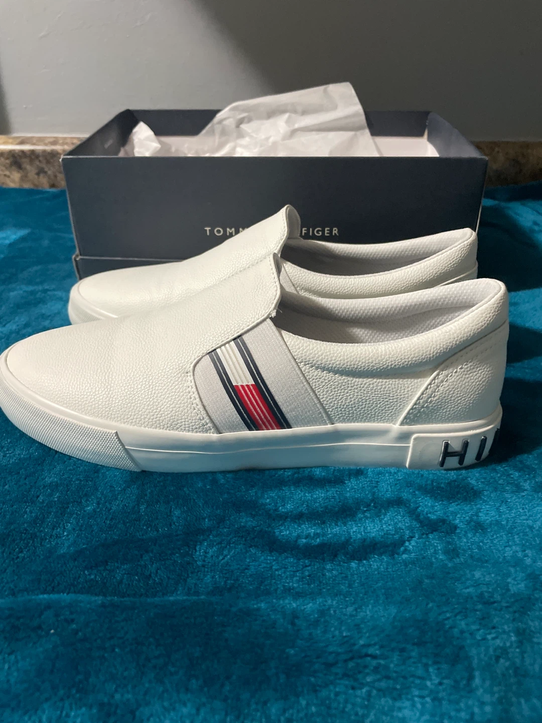 Ladies shoes