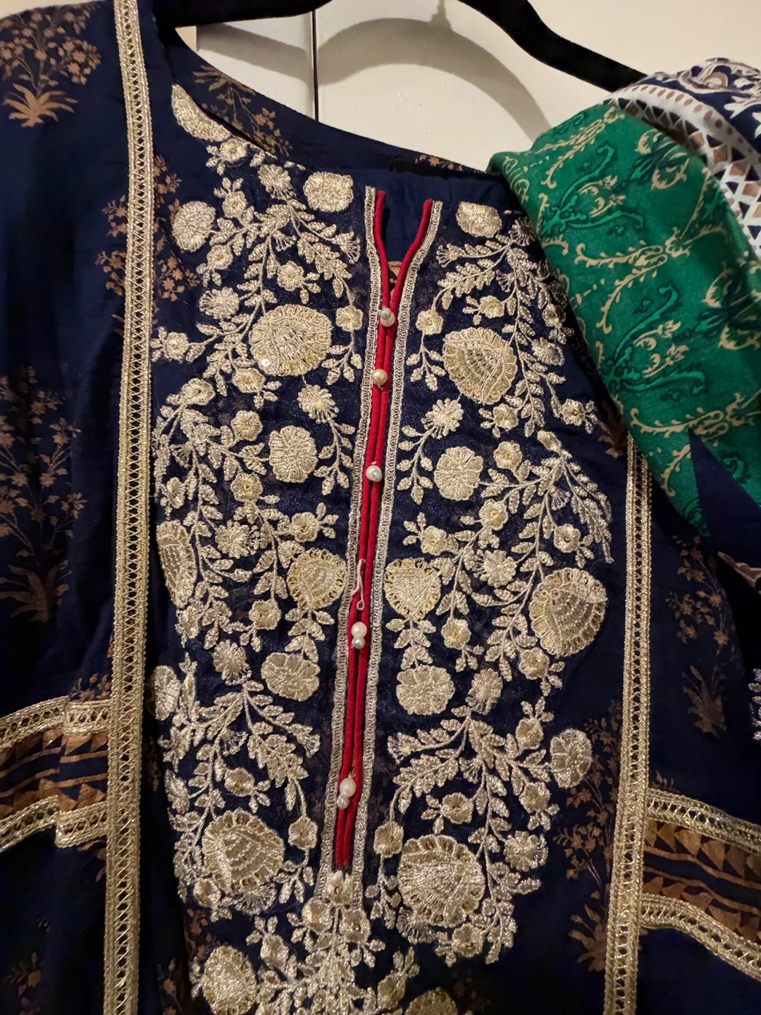Embroidered Navy Kurta with Dupatta - photo 2