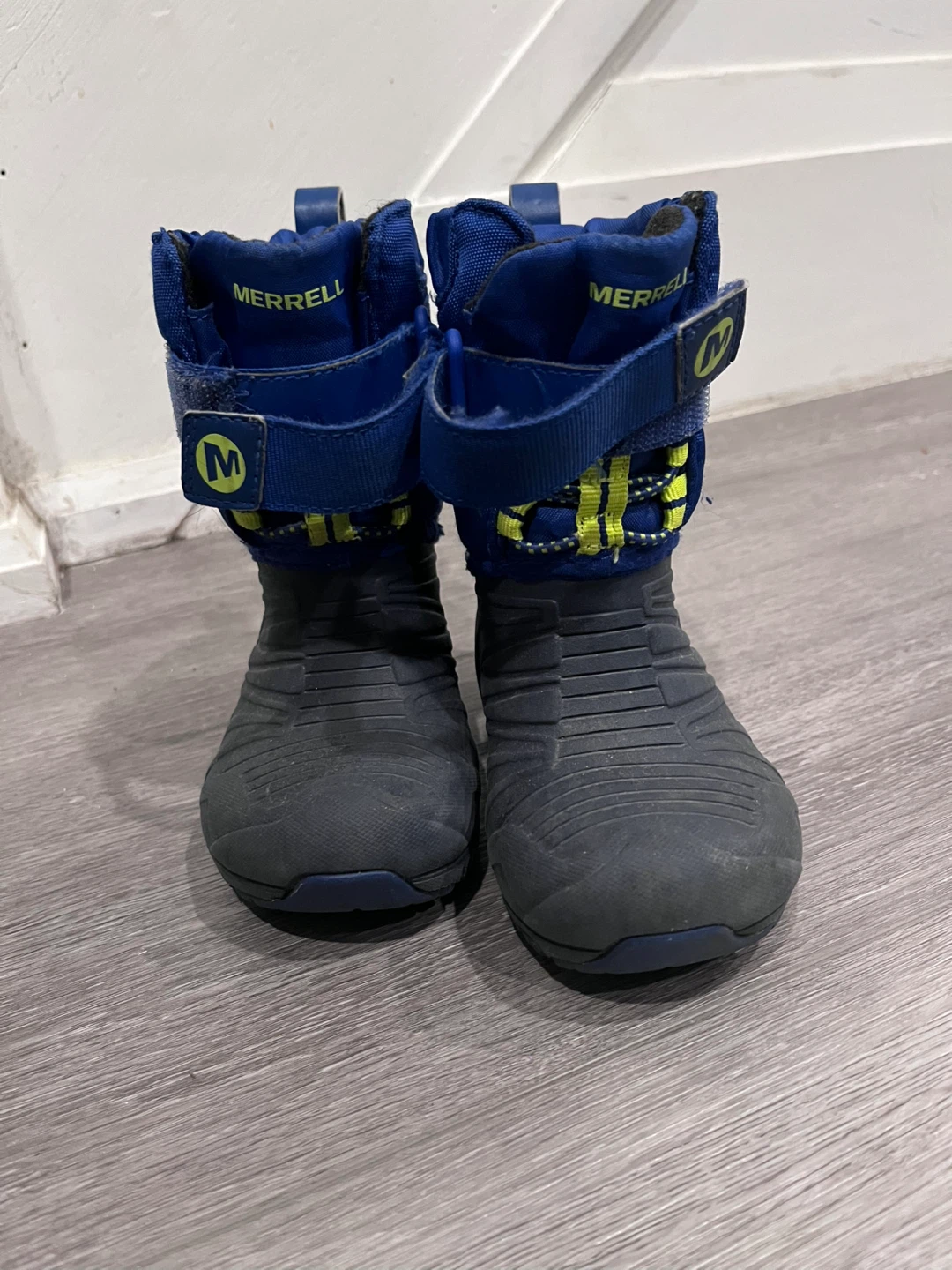 Merrell Boys Winter Boots Size 5