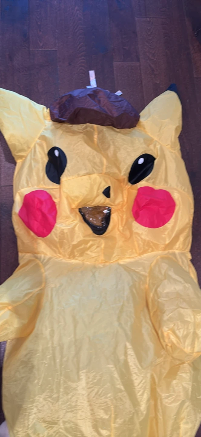 Detective Pikachu Inflatable Costume - photo 2