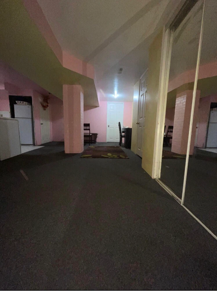 Basement for Rent - photo 5