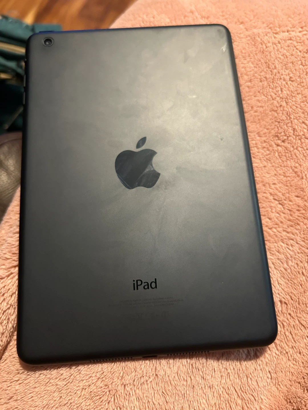 Apple iPad - photo 3