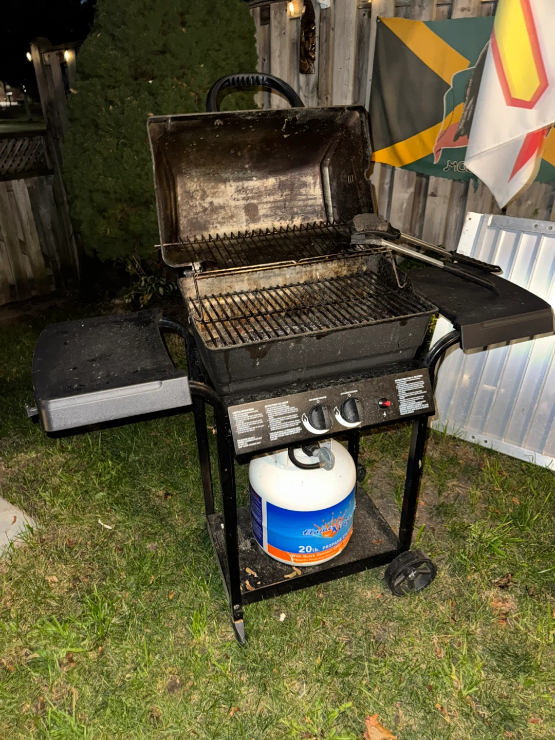 Broil-mate Propane BBQ Grill - photo 2