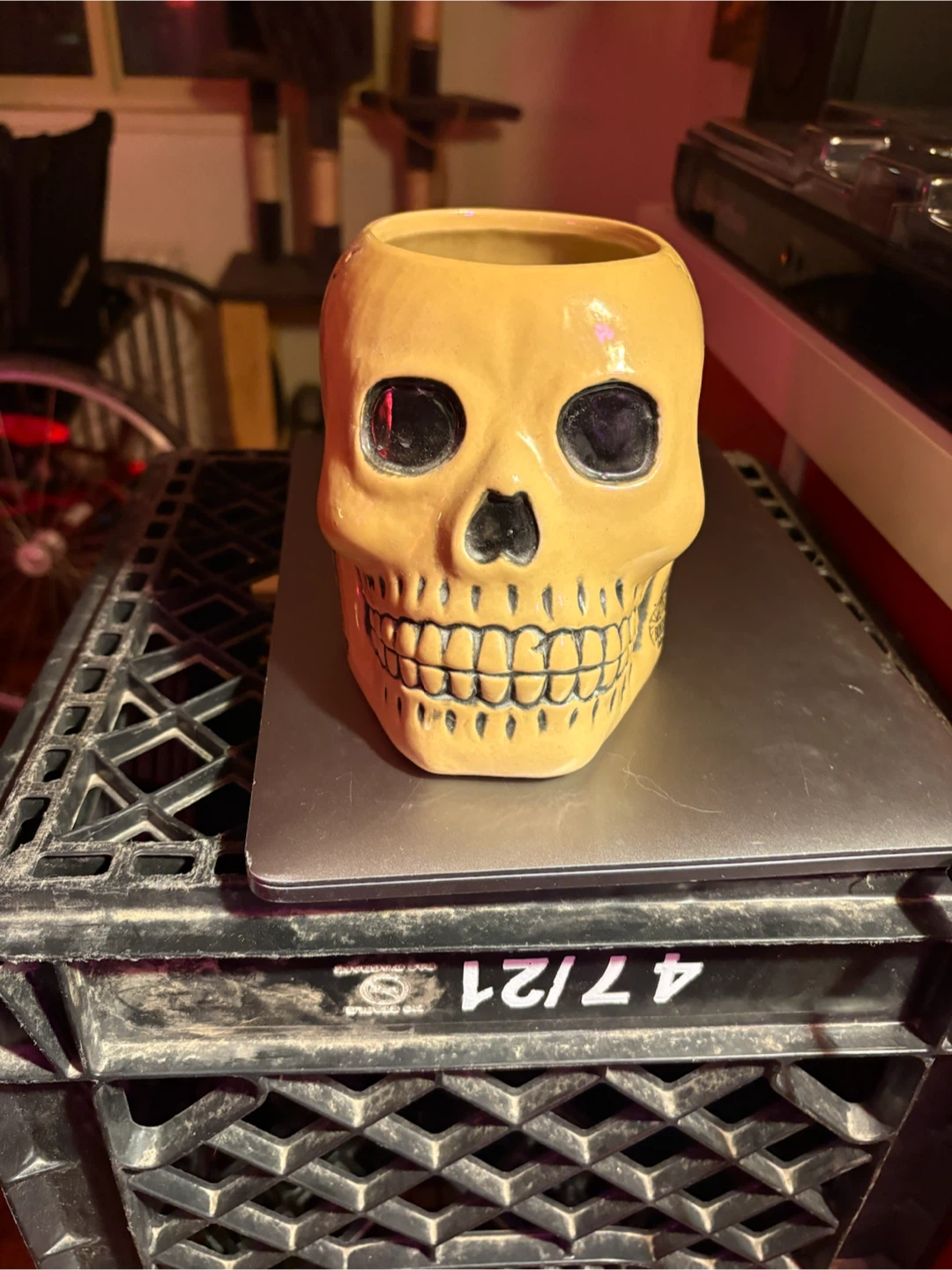 Ceramic Skull Mug - photo 2