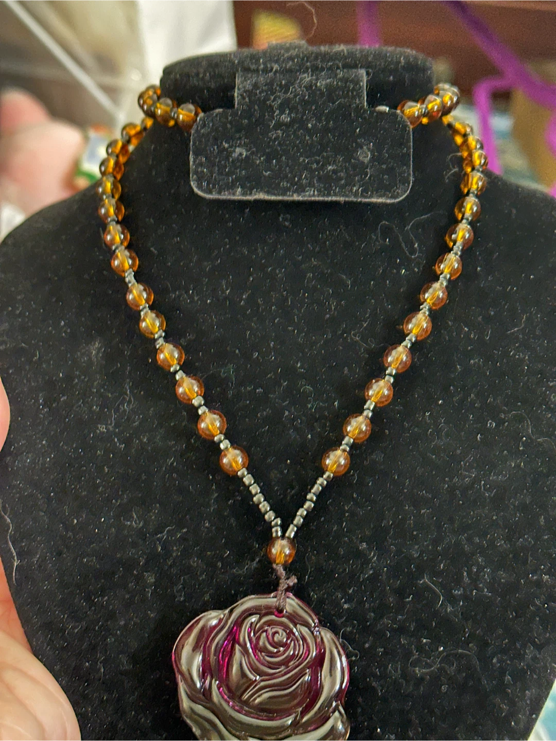 Rose Pendant Bead Necklace - photo 2