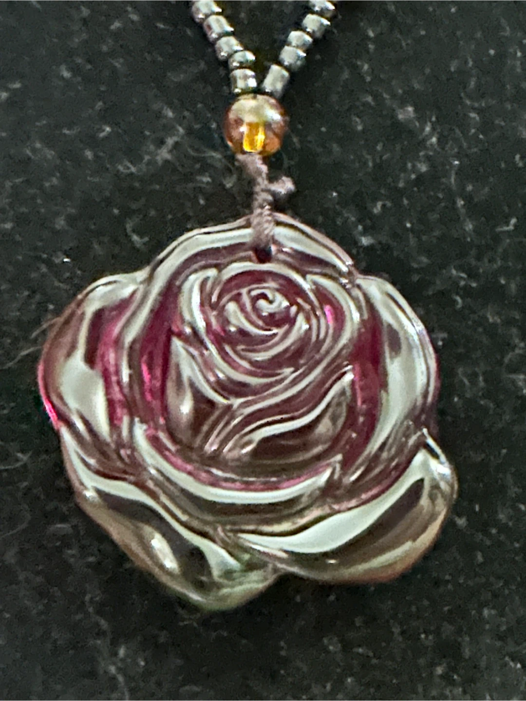 Rose Pendant Bead Necklace - photo 3