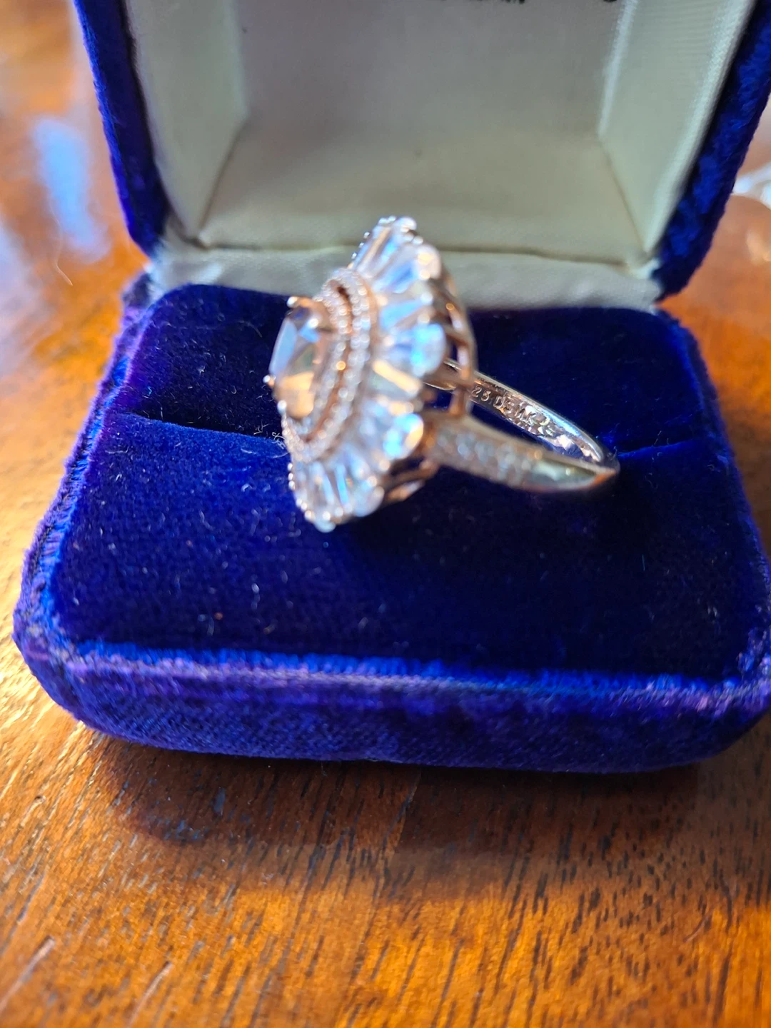 Large statement ring with sparkly stones (stamped 925) - photo 3