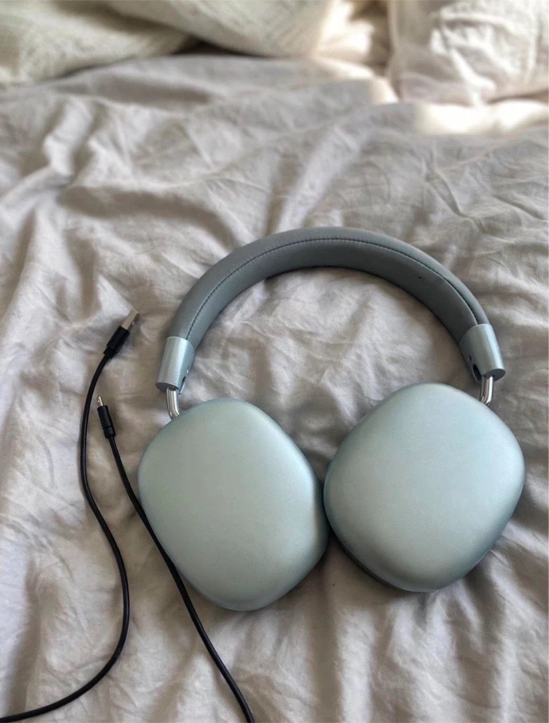 Light Blue Gray Wireless Bluetooth Headphones
