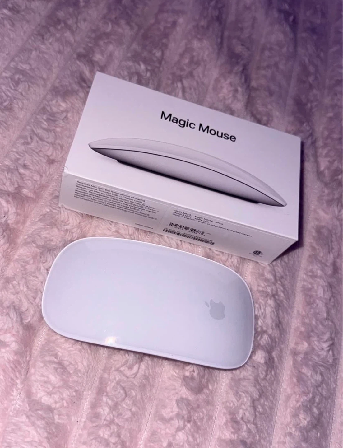 Apple Magic Mouse - White - Model A3204