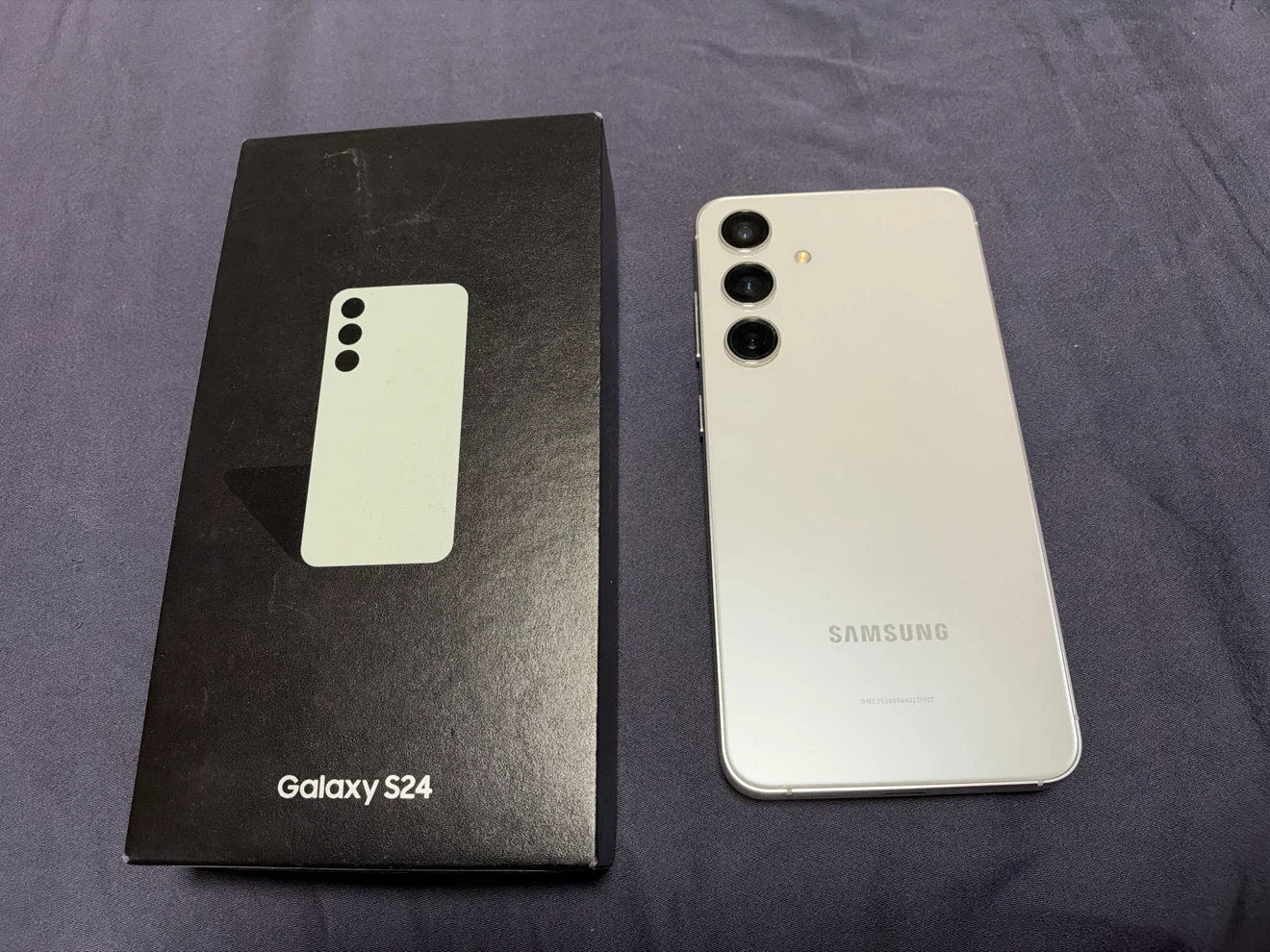 Samsung Galaxy S24 with box - photo 2