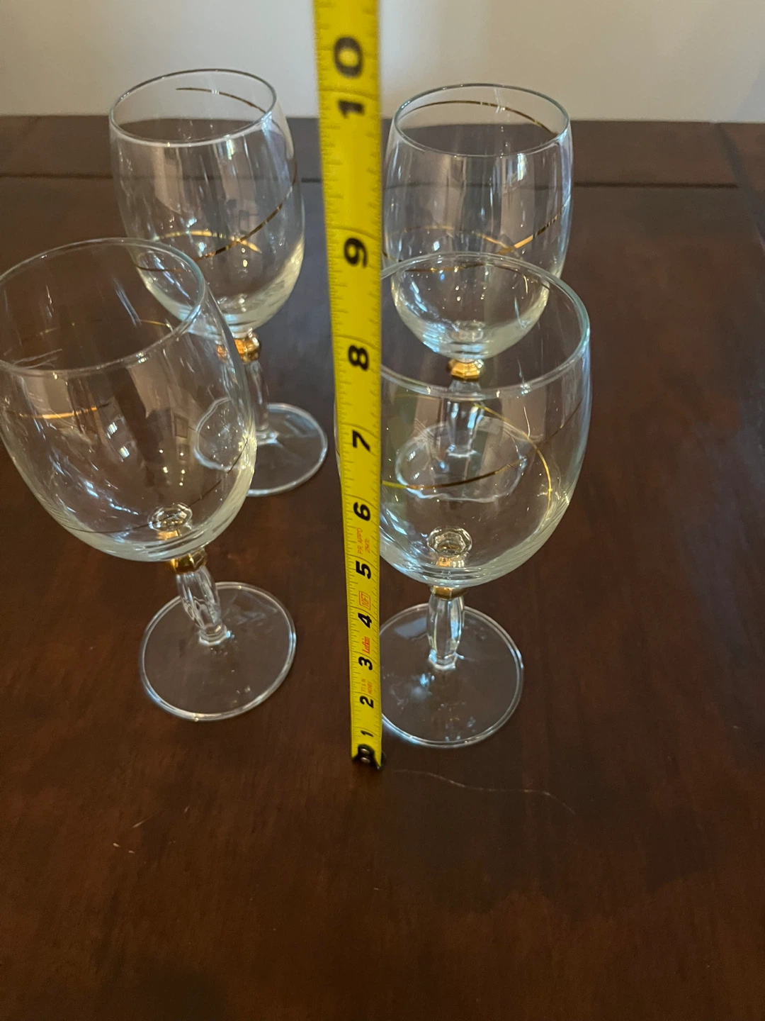 Set of 4 Elegant Wine Glasses with Gold Trim - photo 4